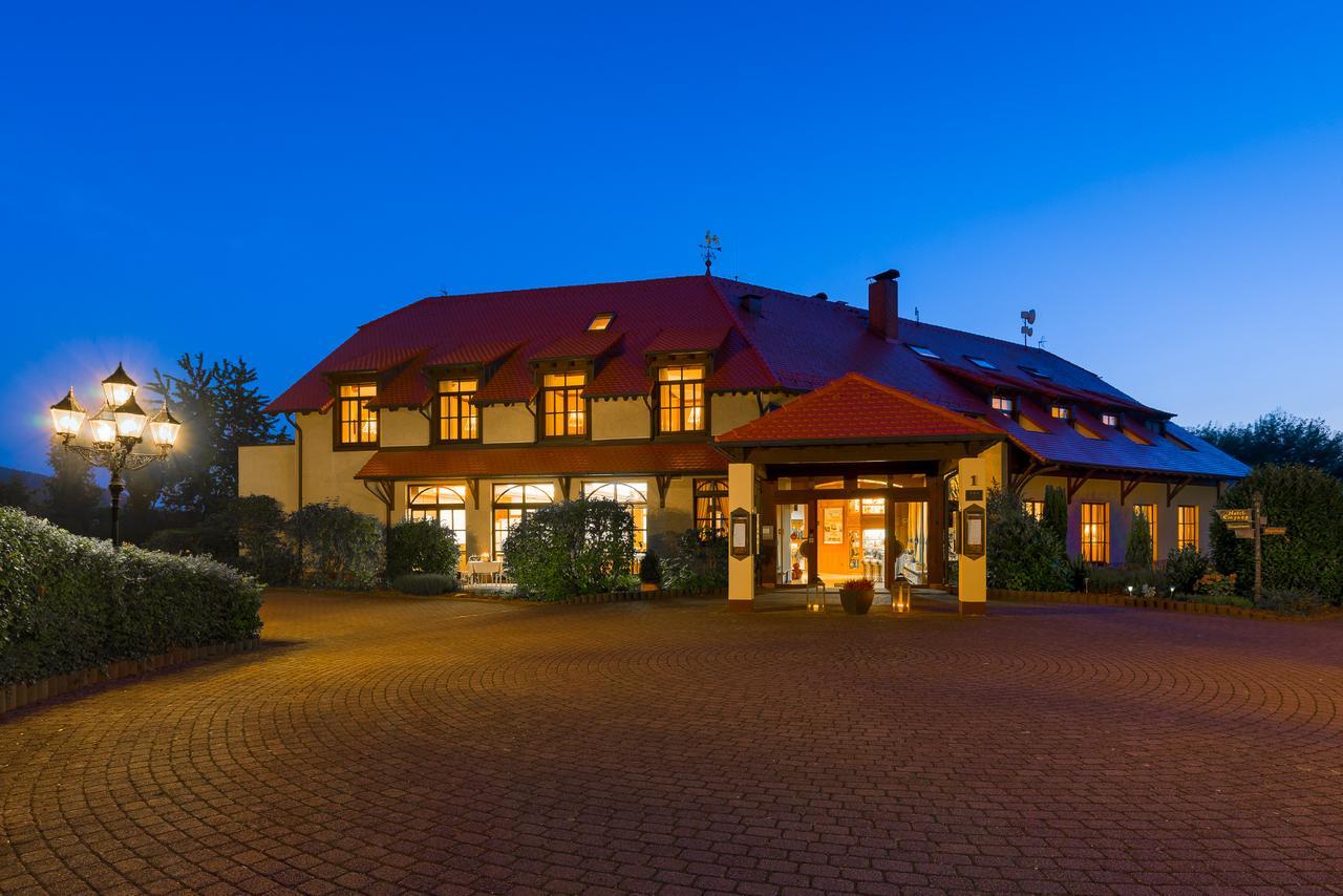 Krone Am Park - Gaestehaus Des Hotel Krone 알제나우인운터프랑켄 외부 사진
